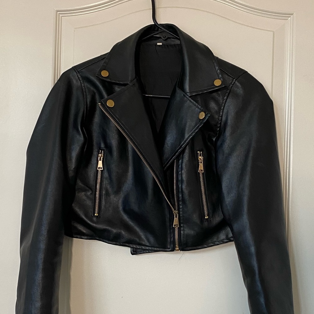 Women Cropped Leather Biker Jacket